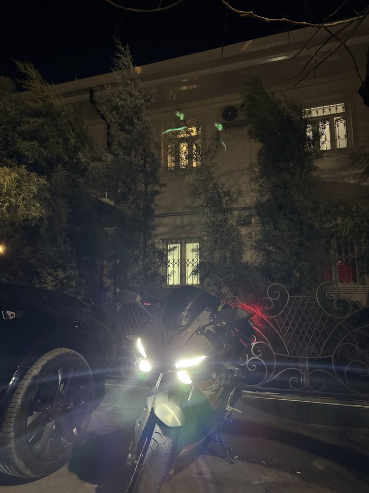 Мотоцикл сотилади