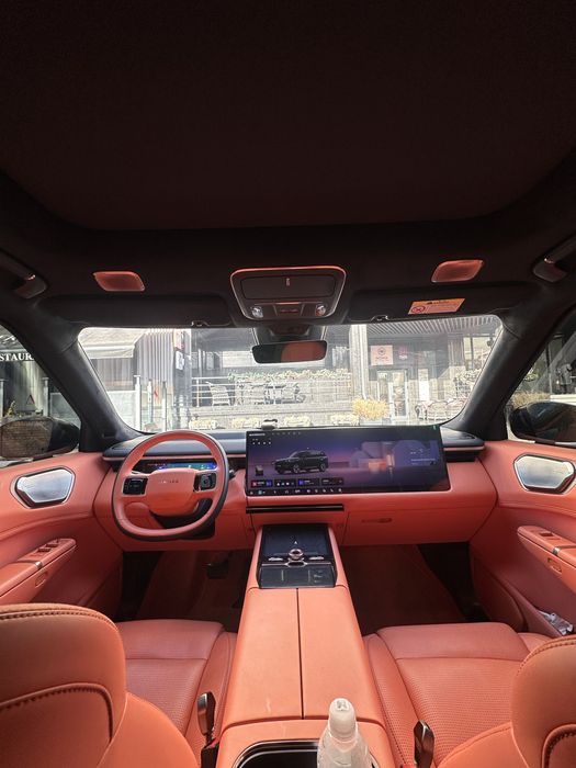 Lynk&co 900 2.0 turbo