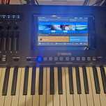 Vand sau schimb Yamaha Genos