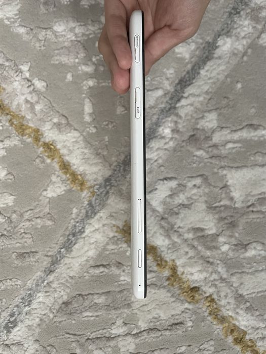 Планшет    Tab 4