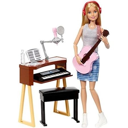 Papusa Barbie cantareata si accesorii