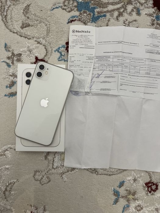 Айфон  11 64гб 75емкость