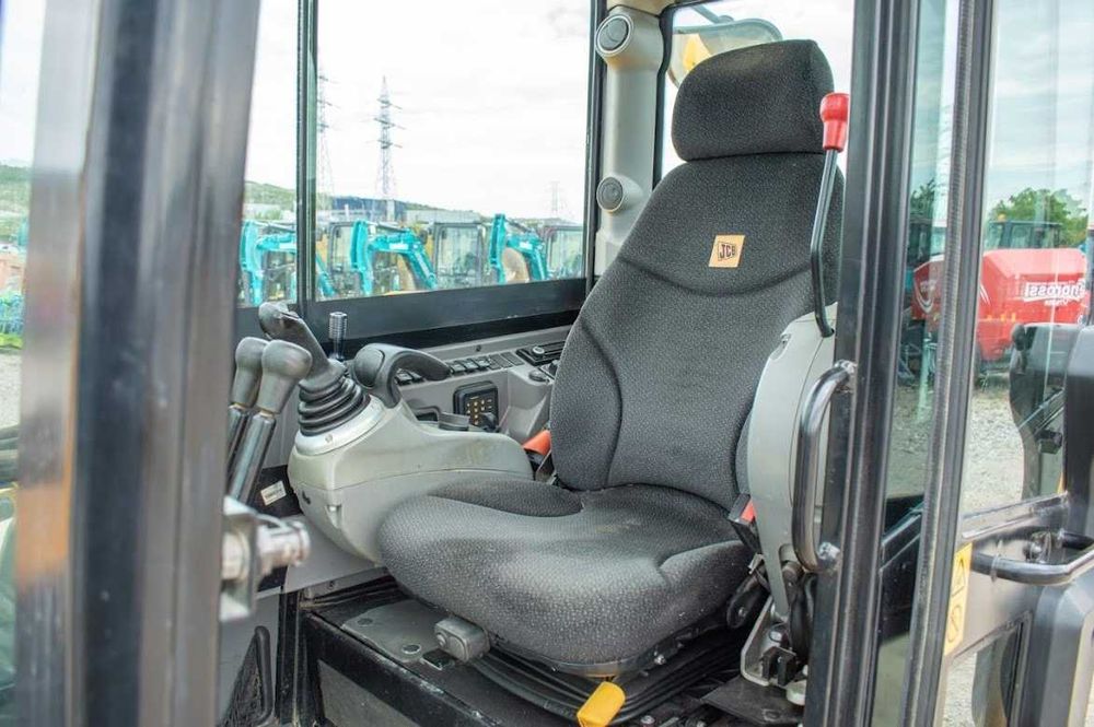 Midiexcavator JCB 100 C-1 - Stoc Cluj