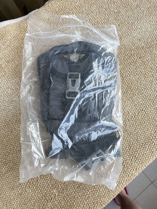 Genti moto rezervor sau picior noi
