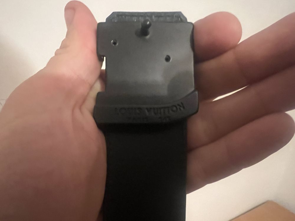 Curea Louis Vuitton LV
