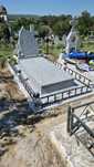 Monumente funerare