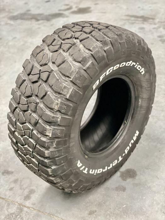 BFGoodrich Mud-Terrain KM2 33x12.5 R15, profil 13mm