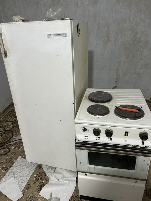 Прдам холодильник и плитку за 10000 тг