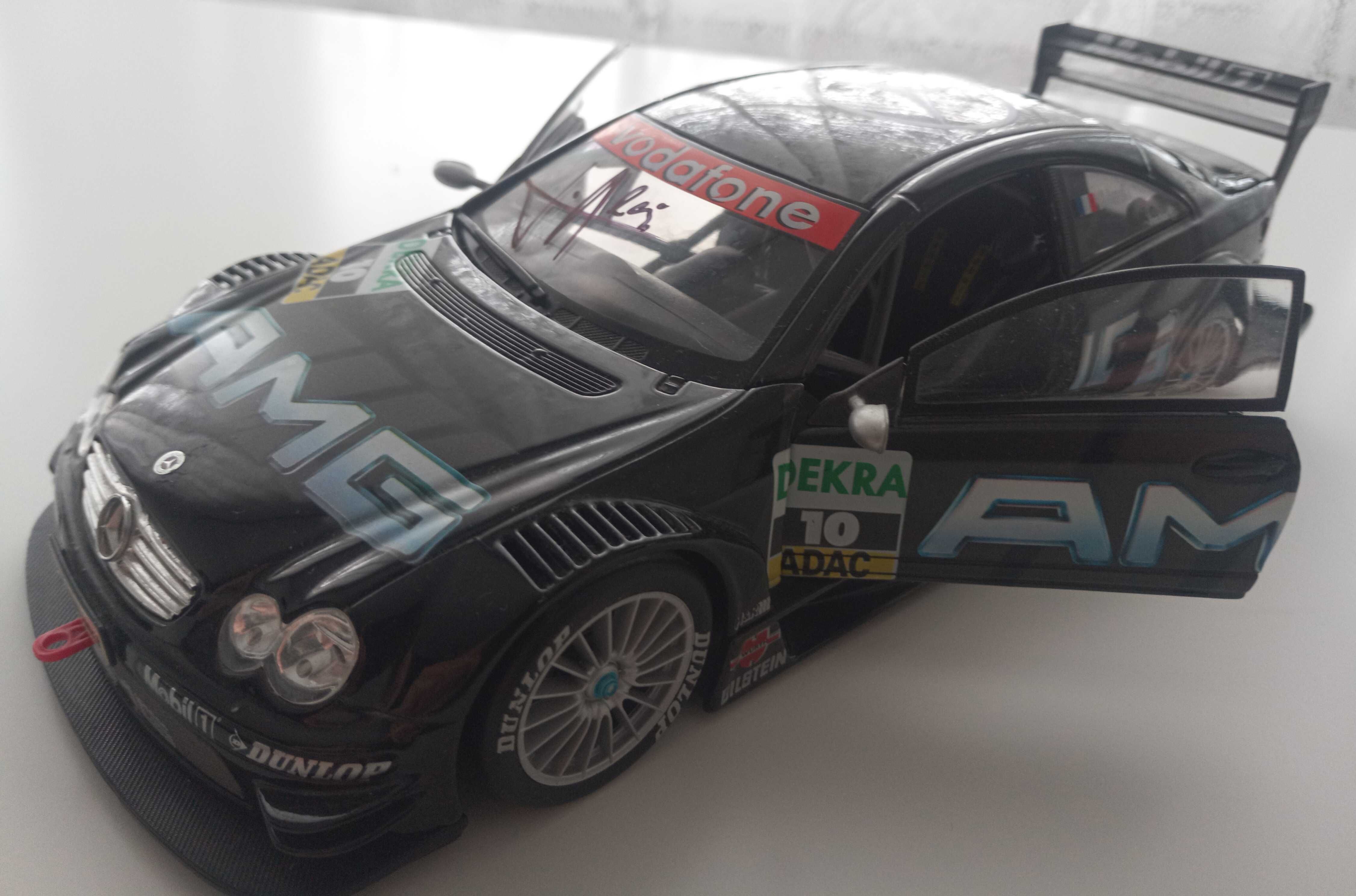 1/18 Mercedes CLK-DTM 2003 с автограф на Жан Алези, Maisto