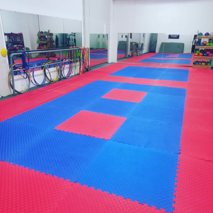 Tatami dayan sotiladi holati yaxshi
