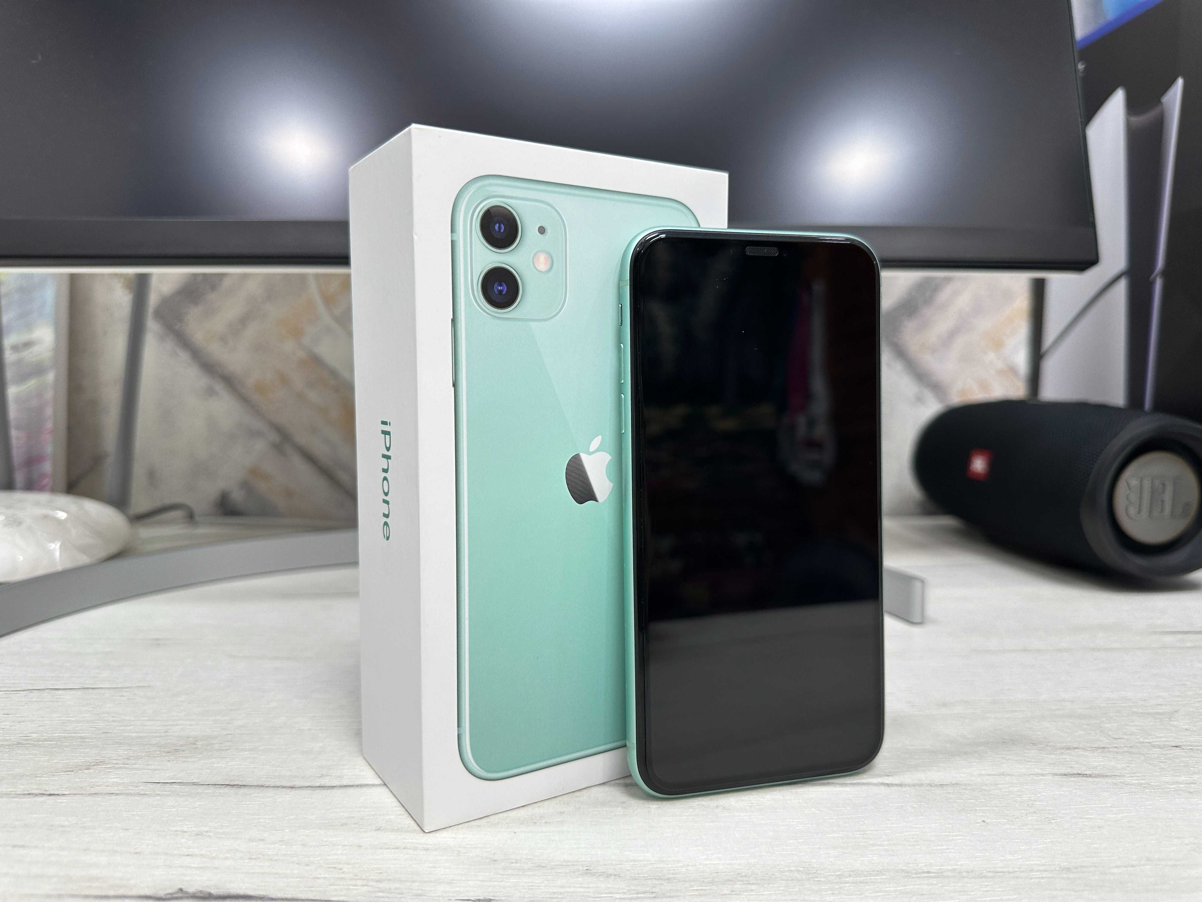 Свой iPhone 11 64GB / Green / Идеальное состояние / Полный комплект