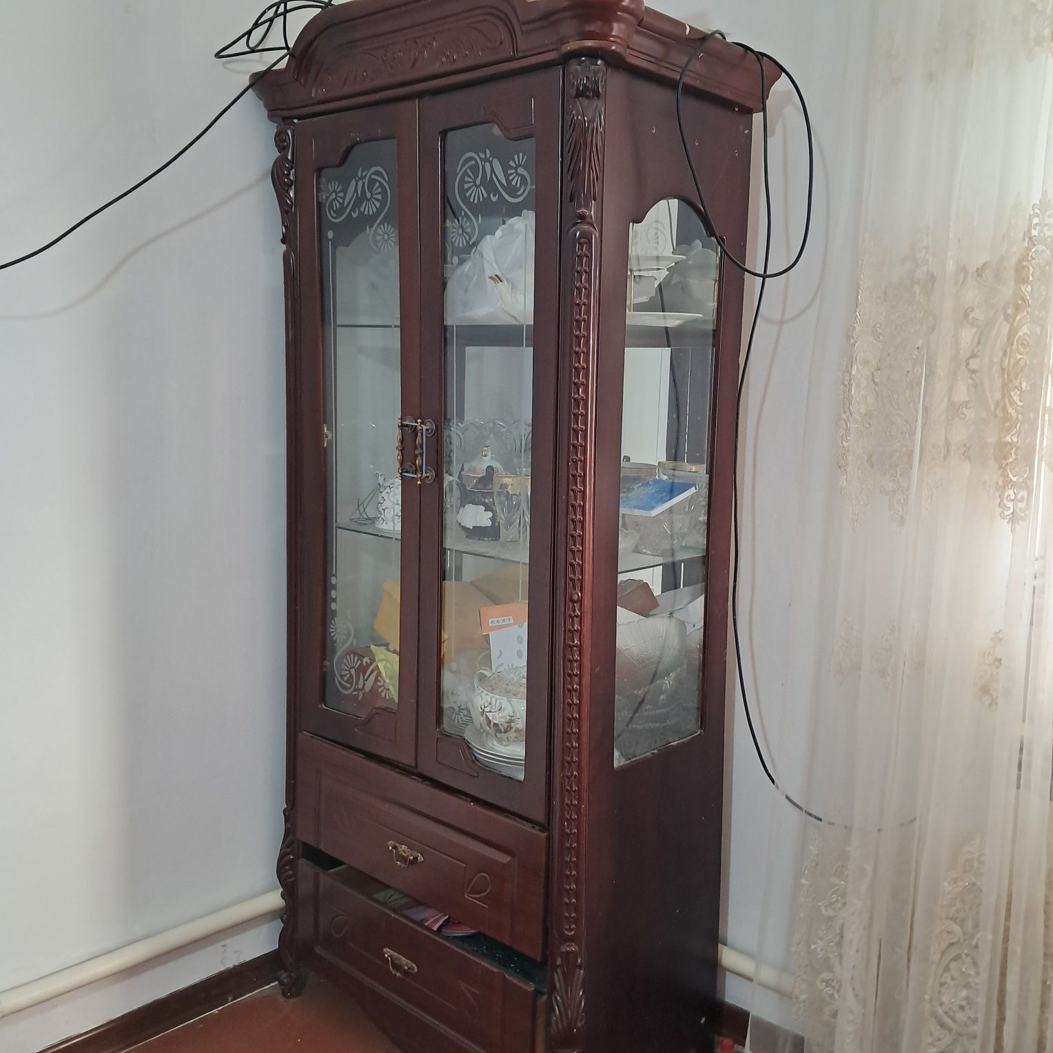 Стенка сатылады...