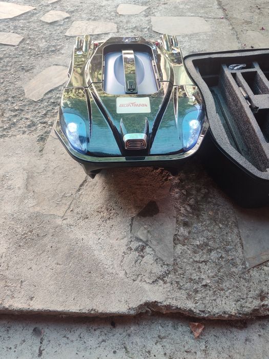 Лодка за захранка boatman cl4