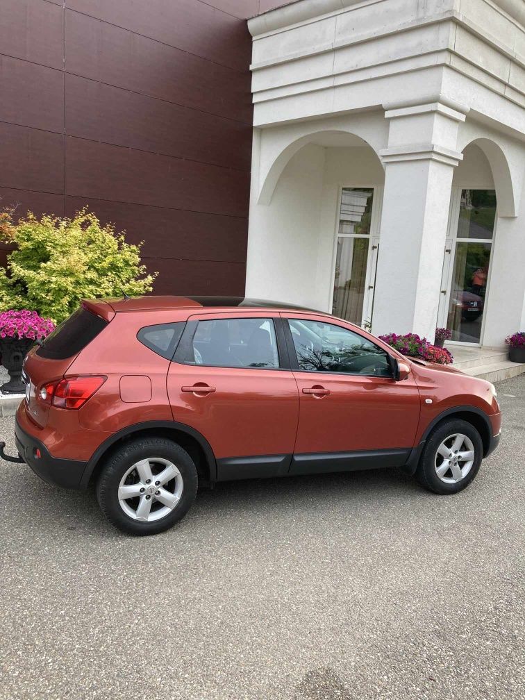 / Nissan Qashqai 1.5dci ///