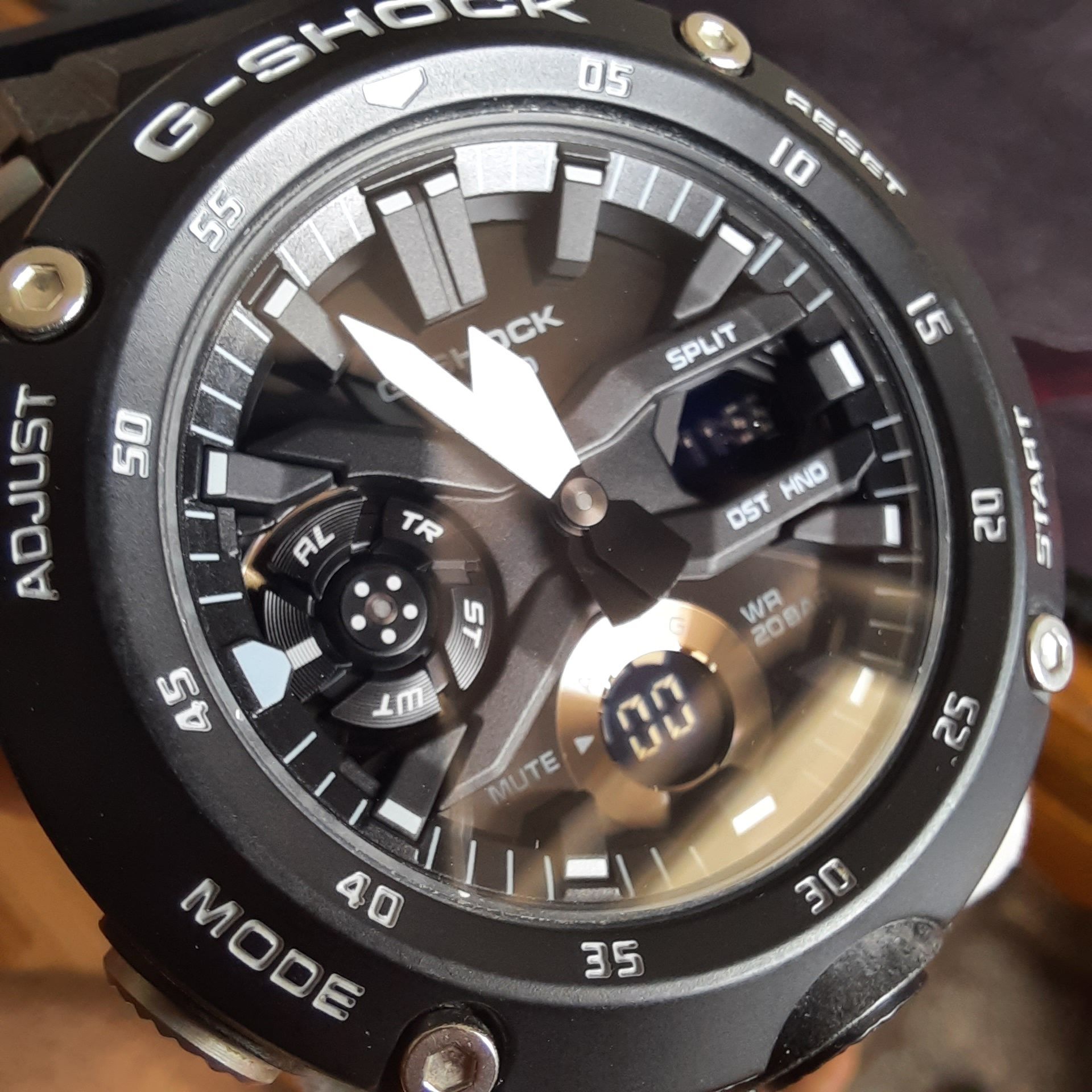 Casio G shock   GA 2000S 1AER