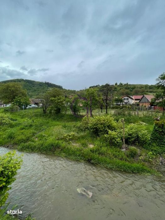 Teren intravilan , Saliste Sibiu