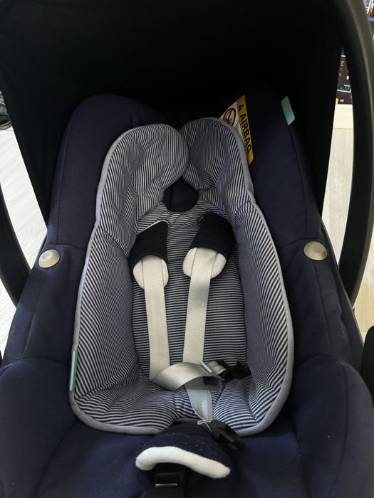 Scoica Maxi Cosi Pebble + baza Isofix
