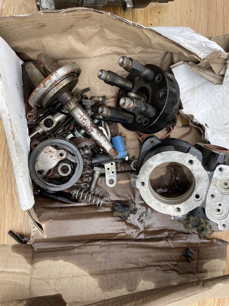 Pompa injectie cu electronica motor 1.9 diesel ( SUZUKI, RENAULT )