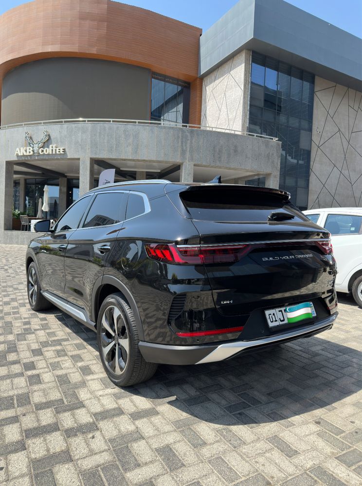 Byd song plus Hybrid