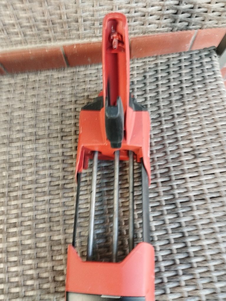 пистолет Hilti HMD 330 за анкер силикон