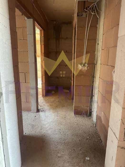 Продава се Двустаен апартамент в Варна, м-т Пчелина - 55 кв.м за 1091 €/кв.м - Снимка #3