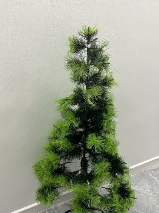 продам искуственную елку