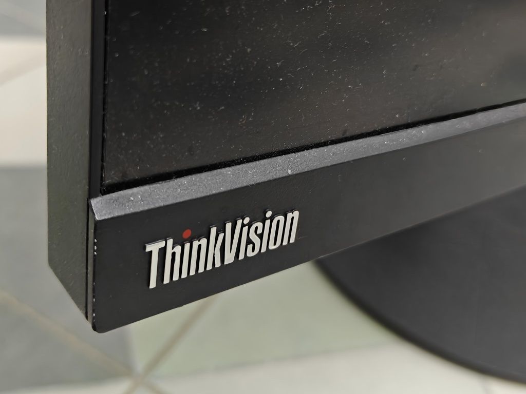Продаётся монитор 4K Lenovo ThinkVision P27u-10 (27")