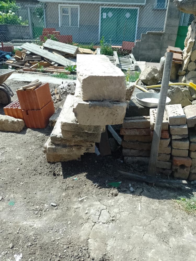 Дялани камъни от стъпала