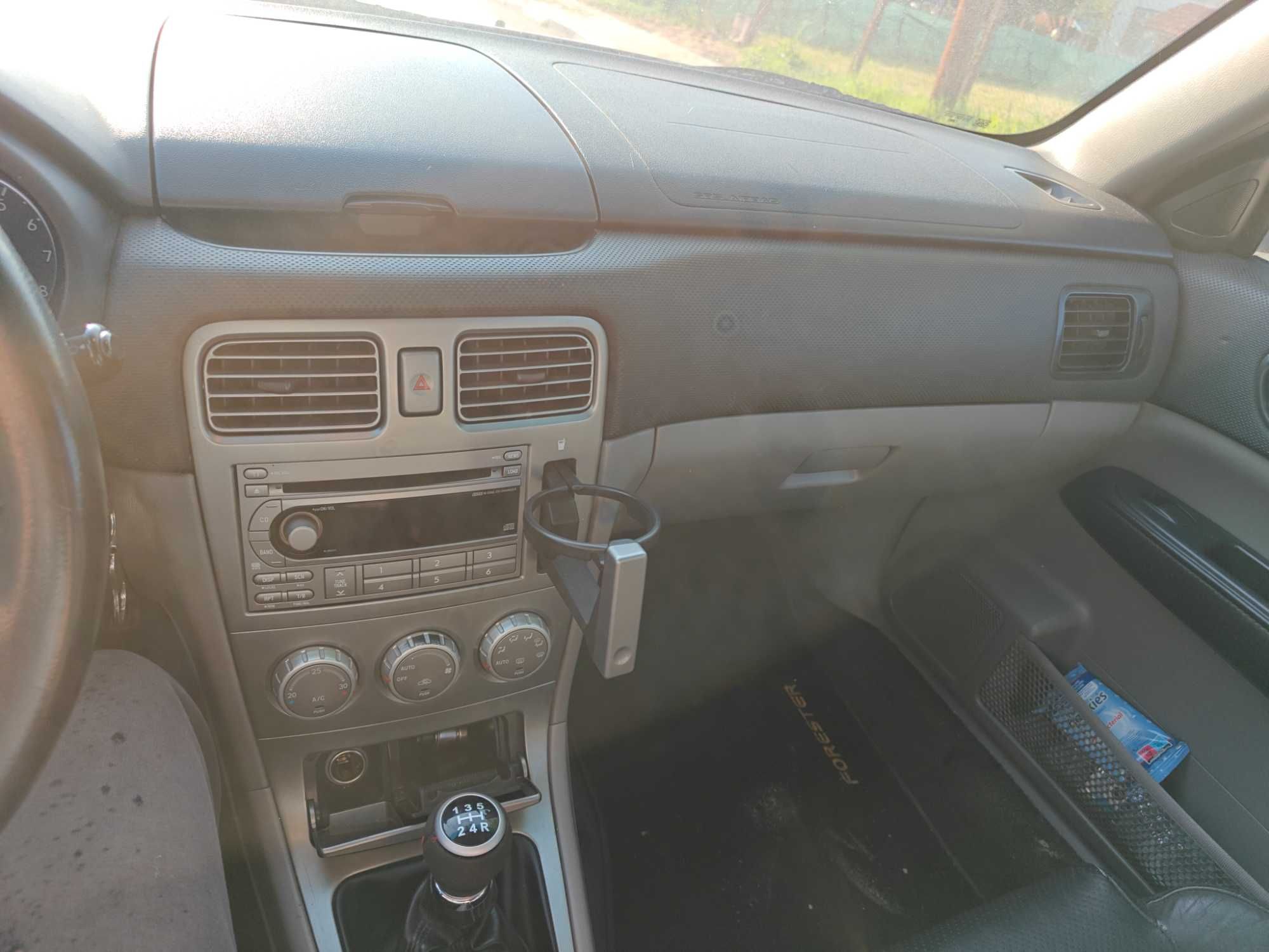 Subaru forester 2.5xt.  2005g