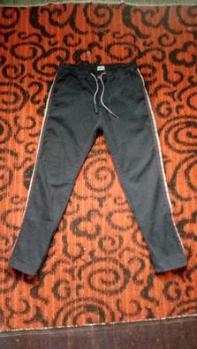 Pantaloni C&A