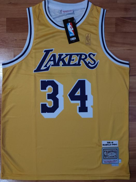 Баскетболни потници ретро на La Lakers.