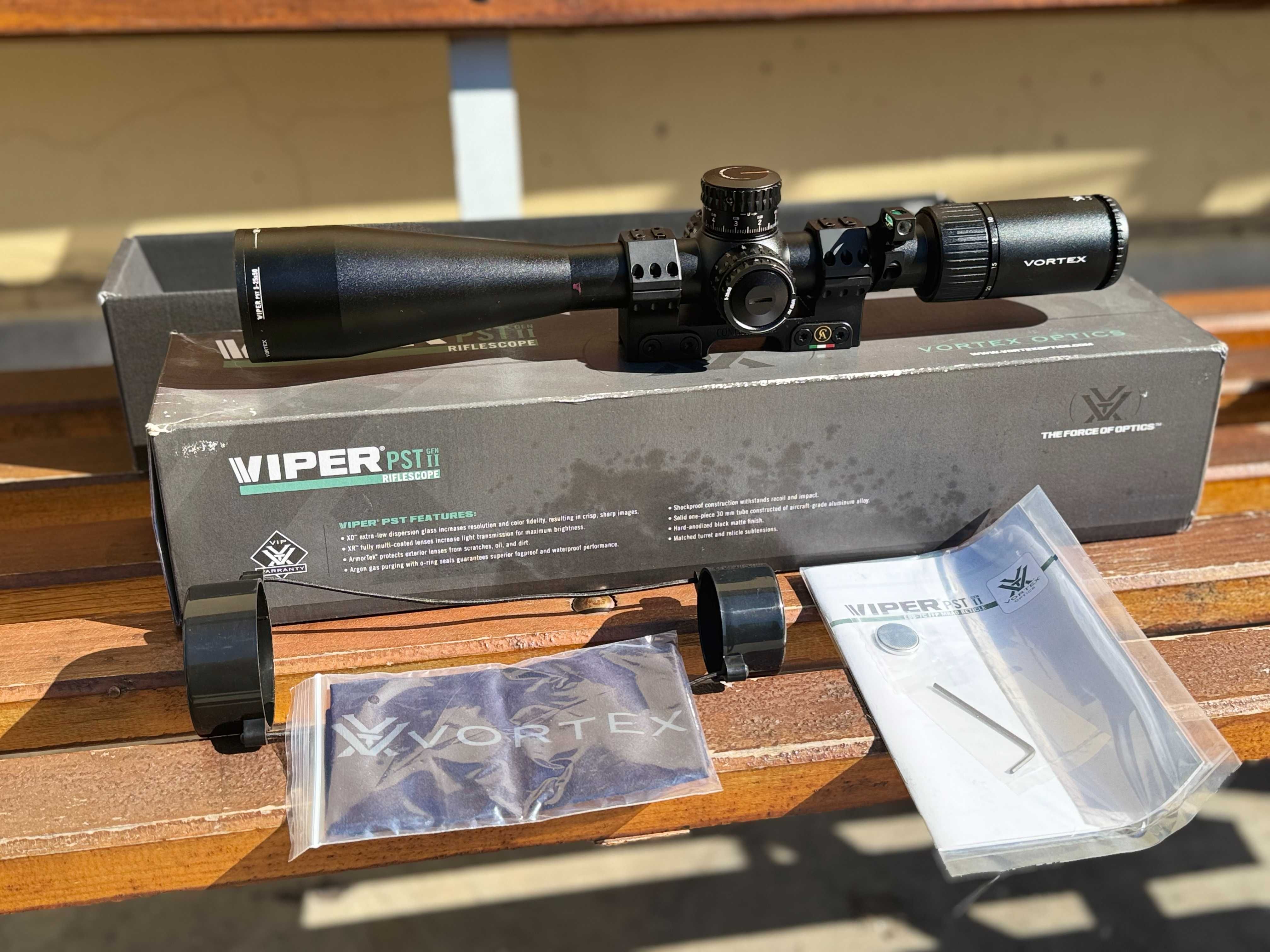 Ловна Оптика Vortex  Viper PST Gen II 5-25x50 FFP PST-5259