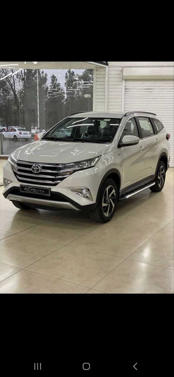 Продаётся TOYOTA RUSH 2023 г/в
