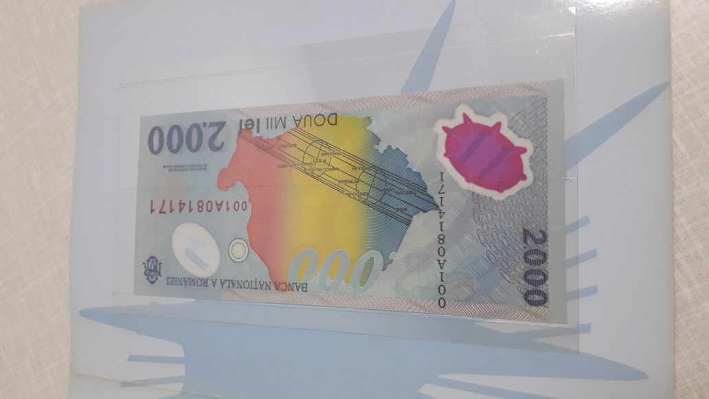 Bancnota 2000 lei seria 001A0...