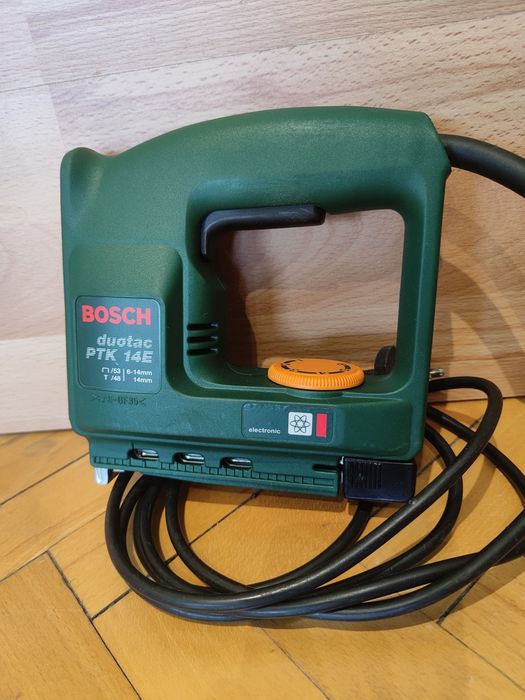 BOSCH duotacPTK 14E такер за скоби и пирони.