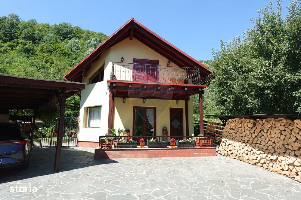 Casă cu 5 camere, de vânzare, in Tautii Magheraus