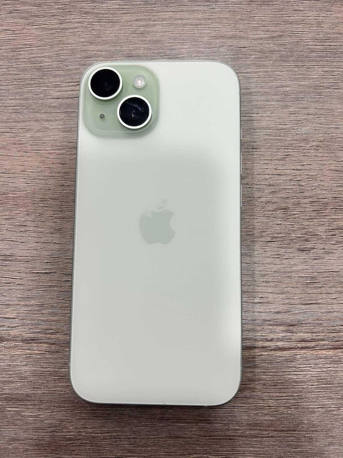 Продавам iPhone 15 – 256 GB | Като нов!