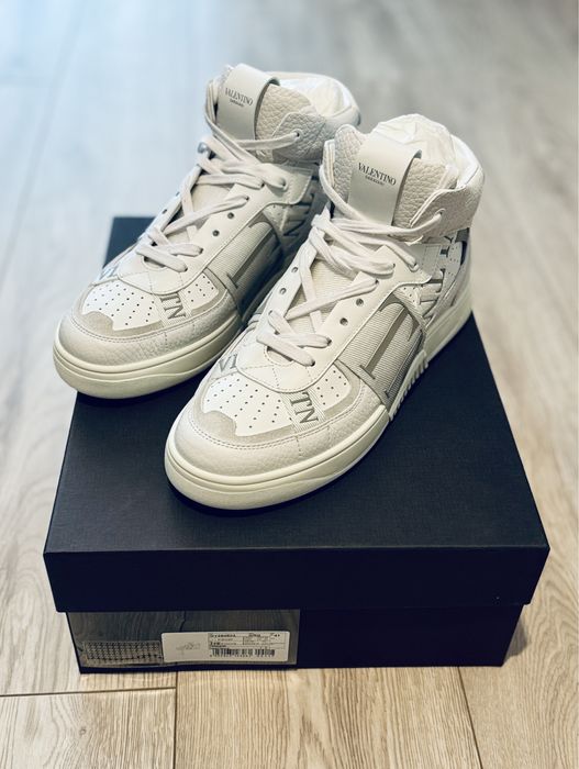 Sneakers Valentino VLTN 41, accept crypto BTC/ETH/USDT/USDC