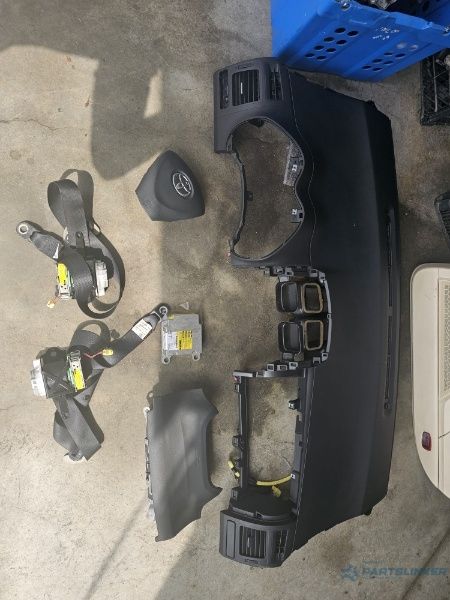 Kit airbag TOYOTA AURIS (_E15_) [ 2006 - 2012 ]