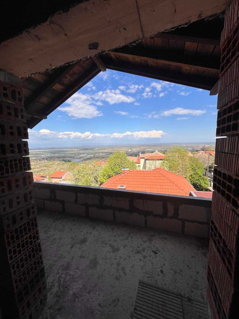 Продава се Къща в Асеновград - 300 кв.м за 500 €/кв.м - Снимка #2
