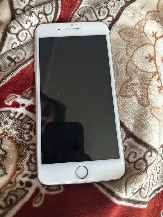 продам айфон 7+ 32гб акб 100%