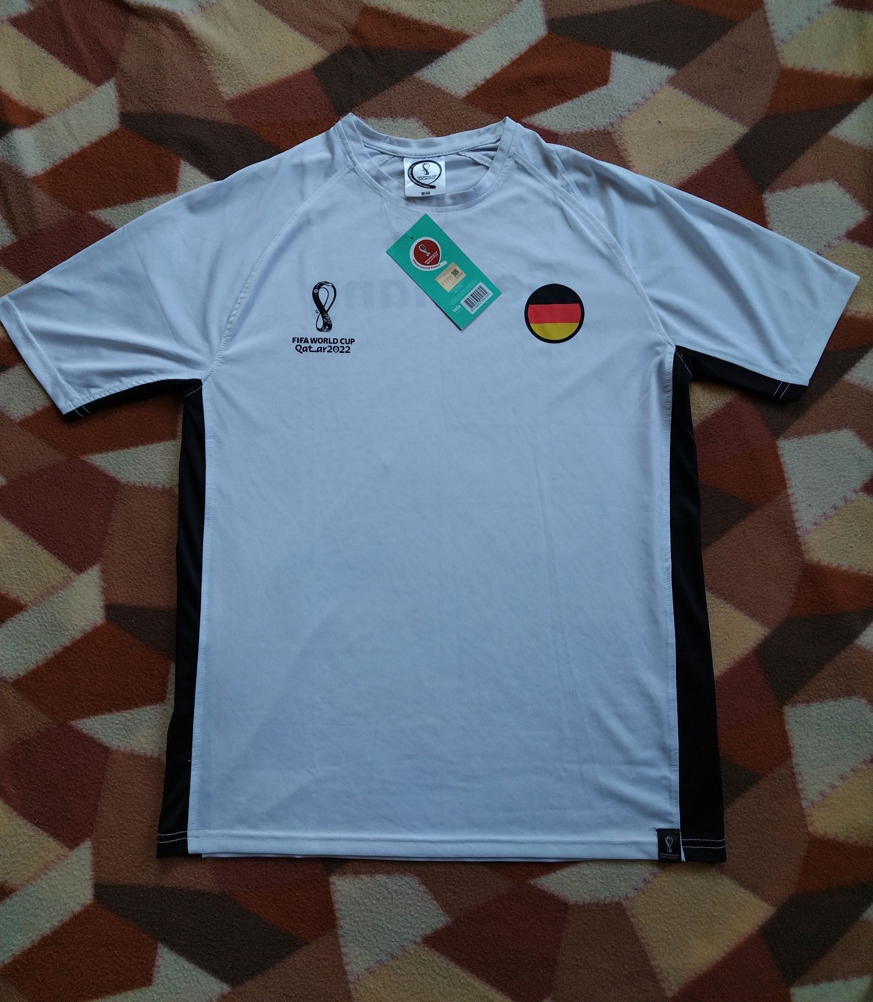 Нова футболна тениска на Германия от световното в Qatar 2022