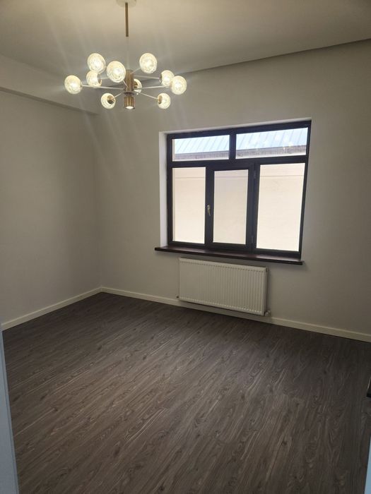 Uchtepa tumani izza mahallasida uyimiz sotuvda