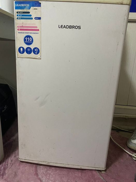 Продаётся холодильник 20000 самовывоз