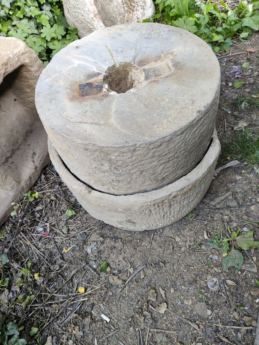 Каменно корито,Хромел
