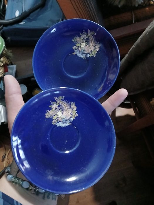 Vand acest set din cobalt email  placat cu aur