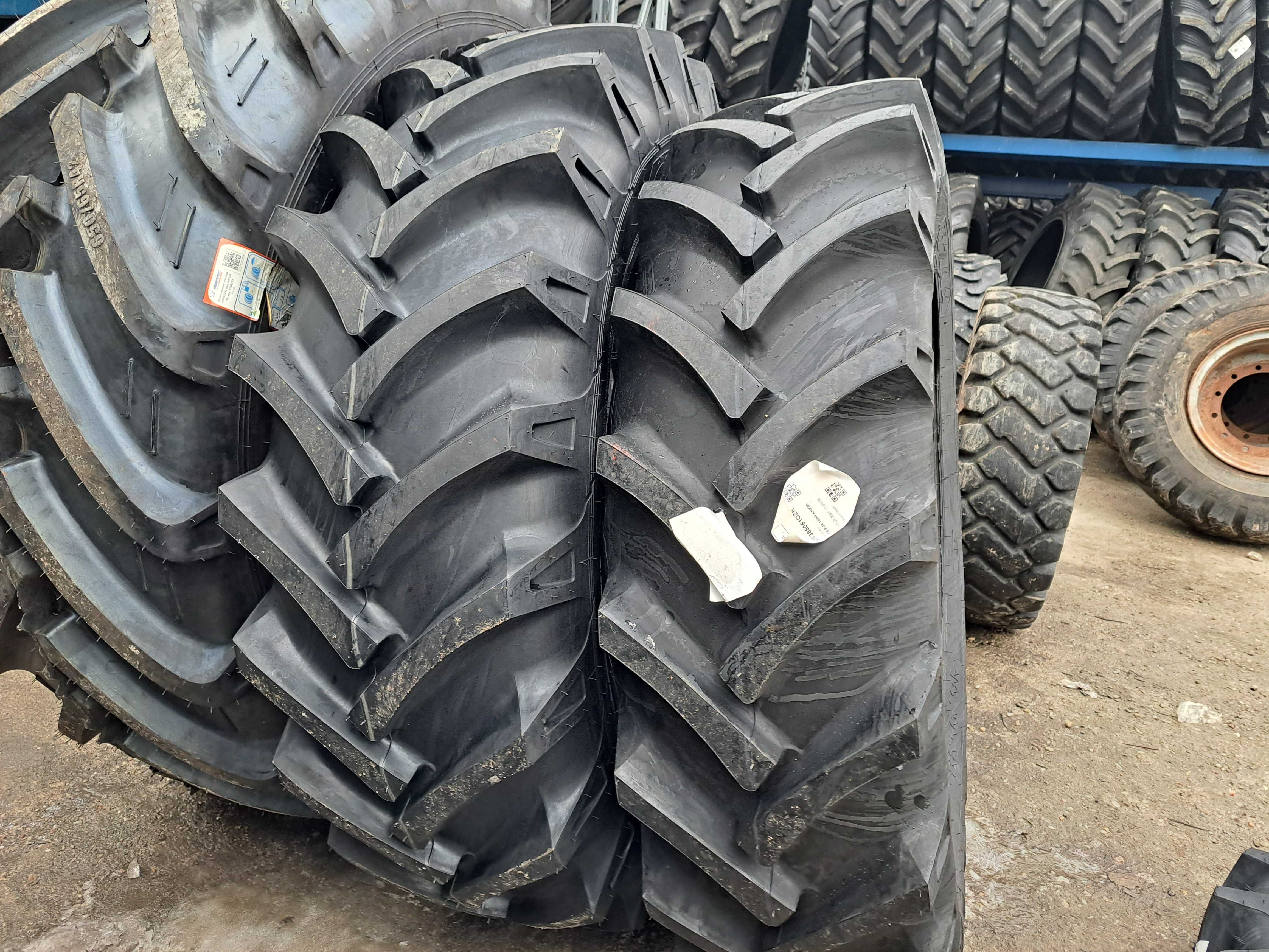 Anvelope pentru TRACTOR 16.9-38 cu 14 pliuri marca OZKA cauciucuri noi