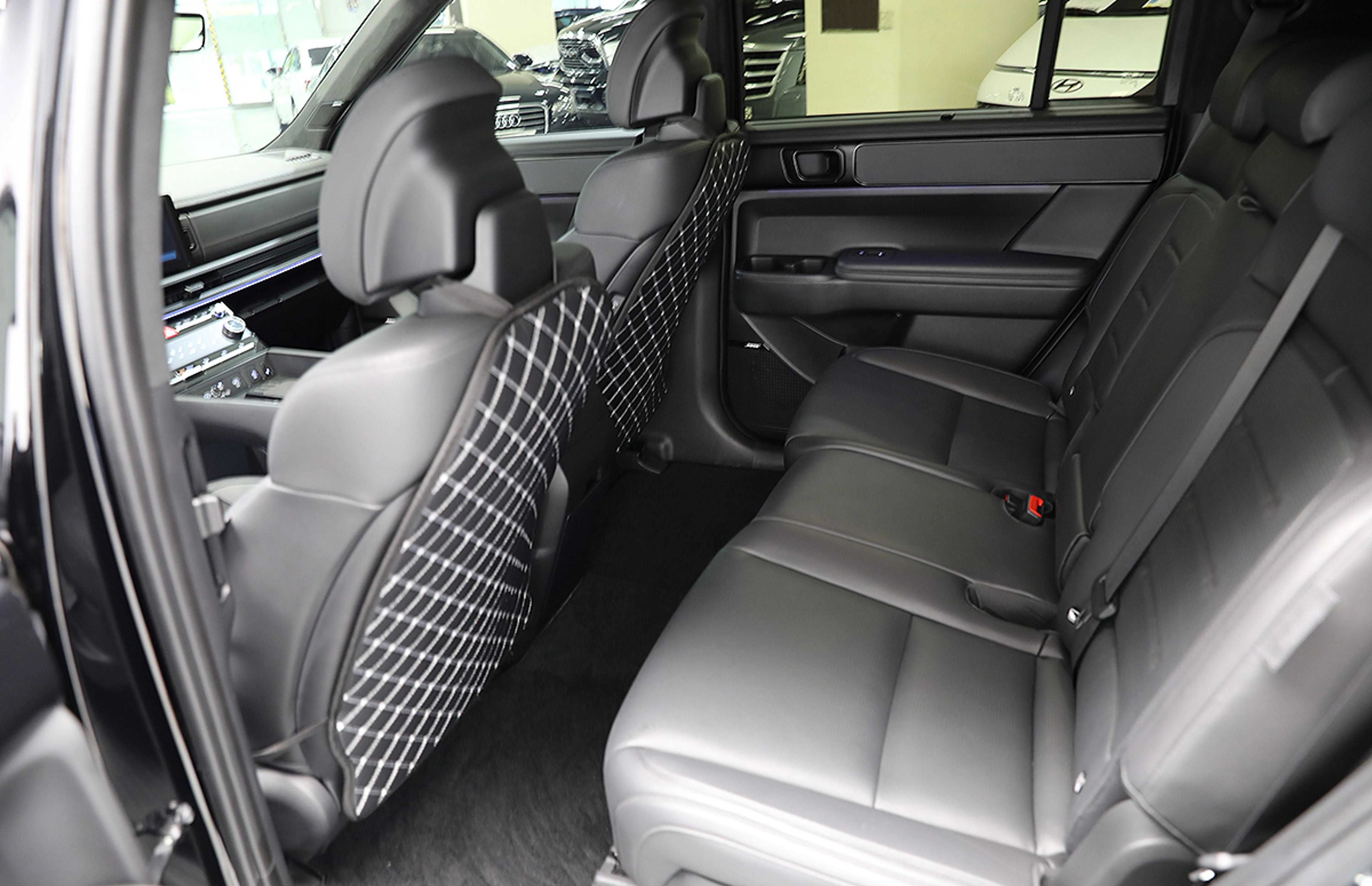 Hyundai Santa Fe 1.6 Hybrid 4WD Calligraphy