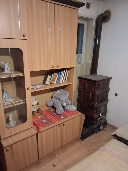 Închiriez o camera la casa