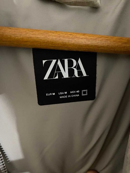 Mъжко бежово яке Zara
